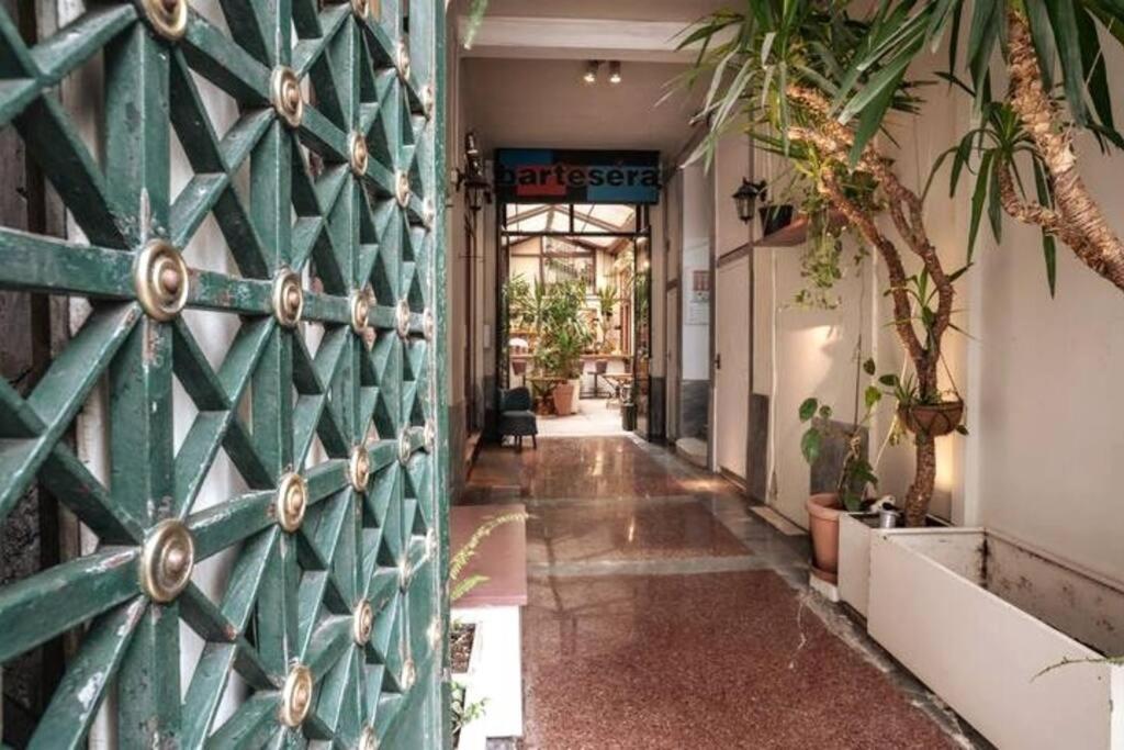 Apartamento Atelier, An Athenian Atenas
