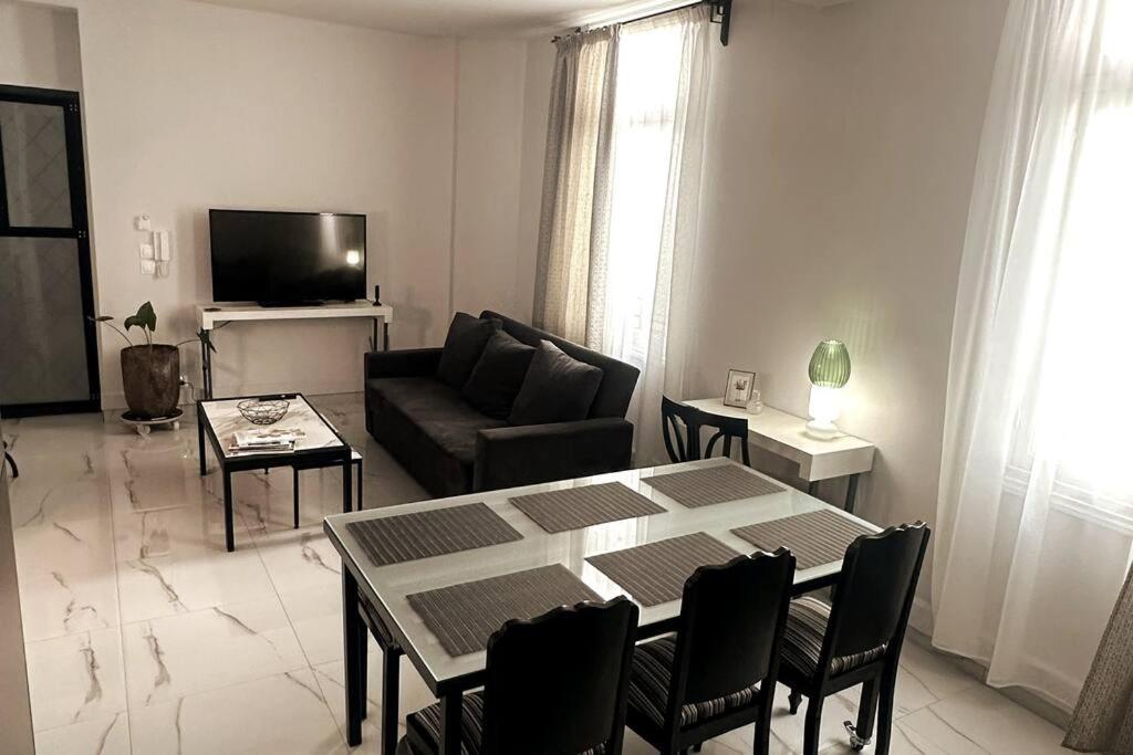 Atelier, An Athenian Apartment *
